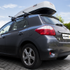 Prezentacja Toyoty Auris I z belkami dachowymi i bagaznikiem dachowym. Gotowa do drogi!