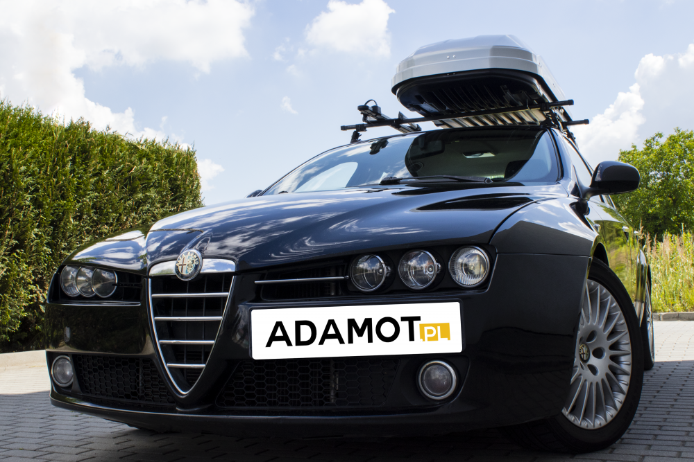 sprawdź naszą ofertę boxów dachowych i bagażników bazowych. Każdy znajdzie coś dla siebie.